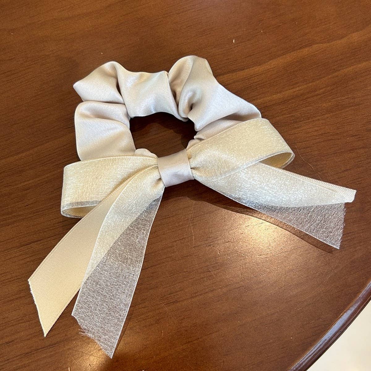 RETRO DOUBLE BOW HAIR SCRUTCHIES_CWAHA2813