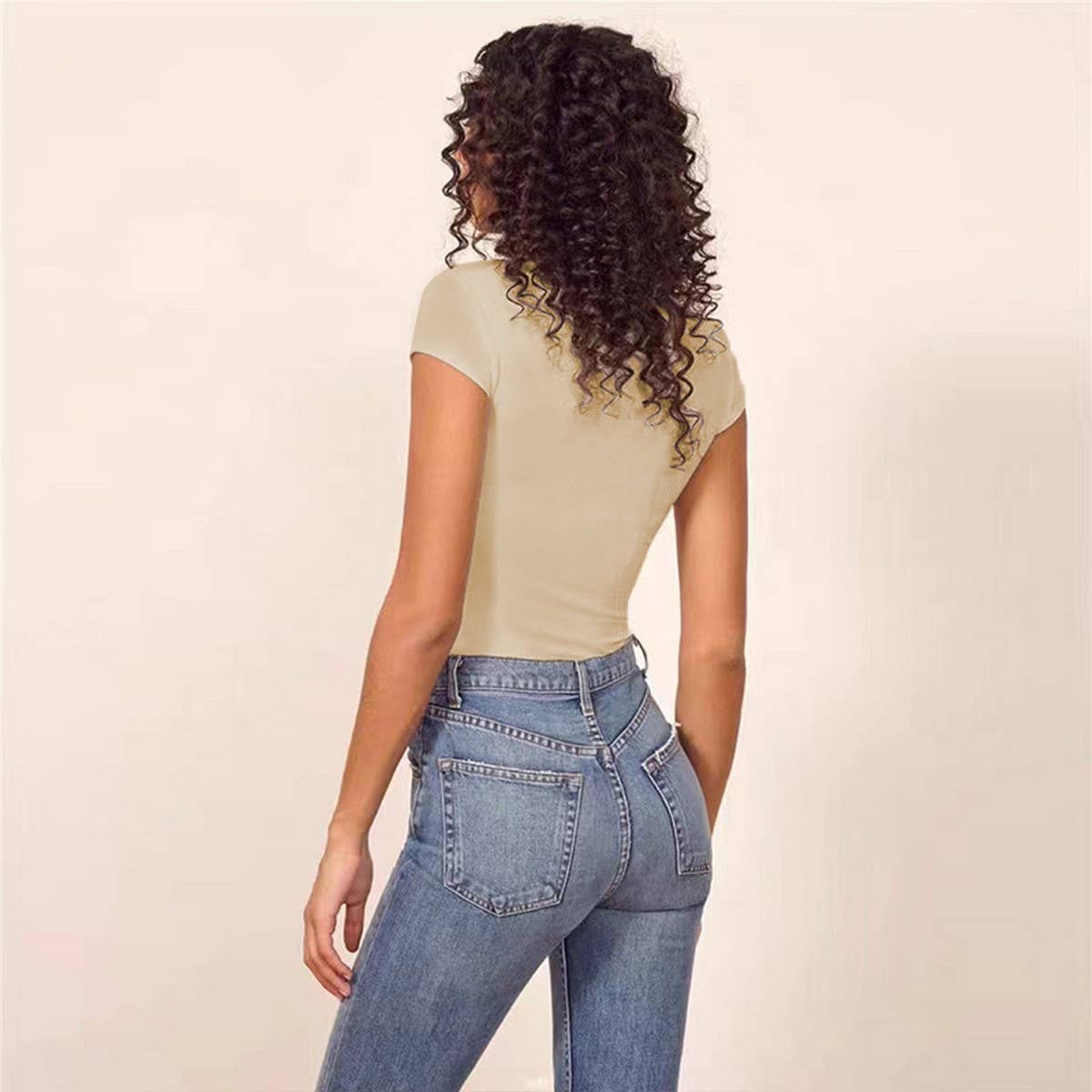 Sexy Round Neck Short Sleeved Bodycon Bodysuit_Cwtbls0313