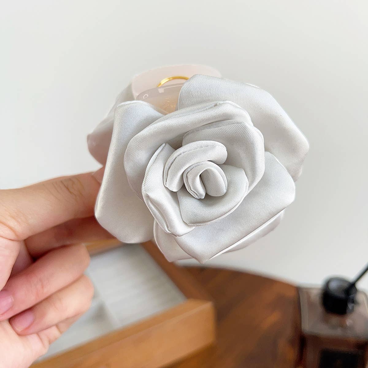 Floral Hair Claw Clip For Women Vacation Look_Cwaha07347