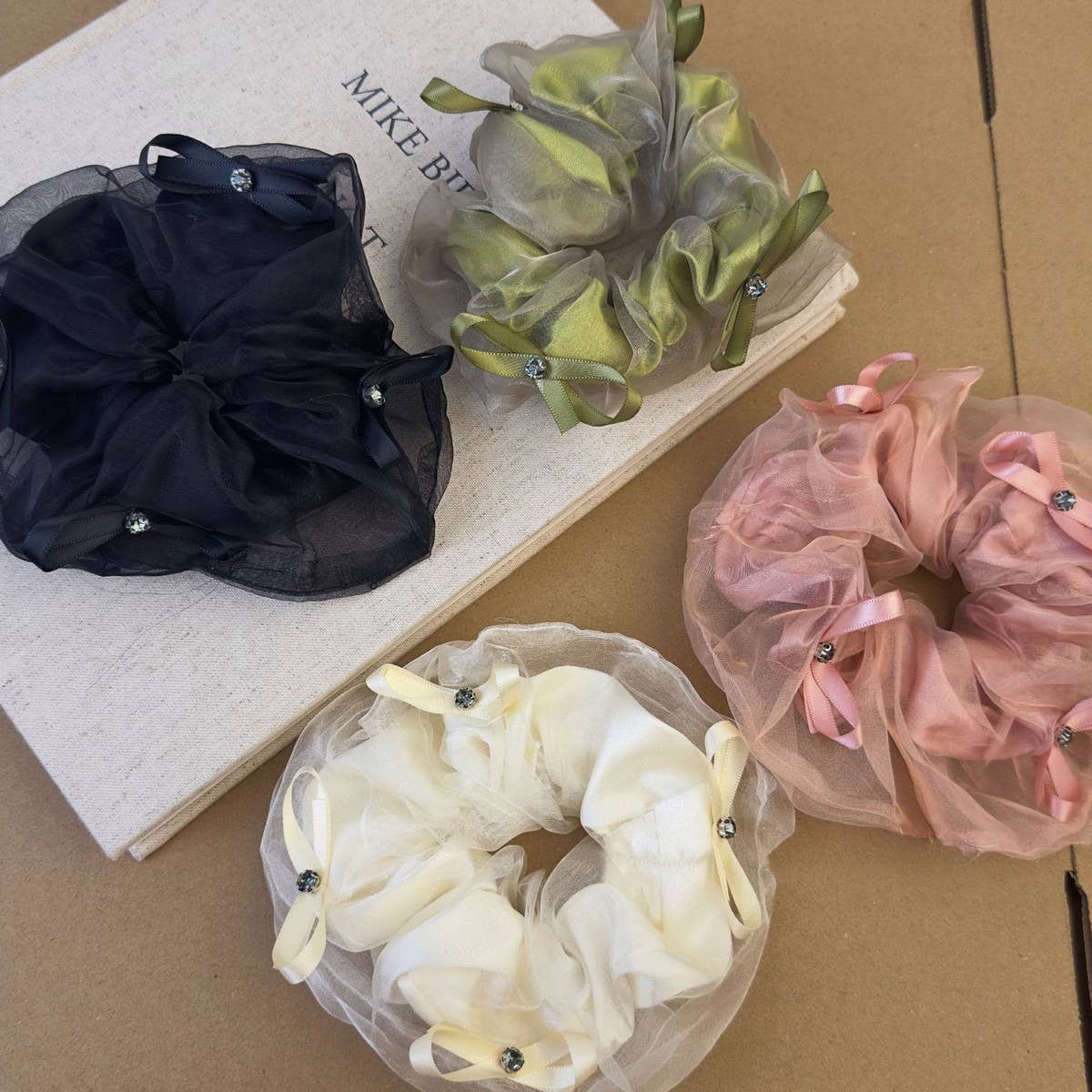 FLUFFY RHINESTONE BOW HAIR TIE_CWAHA0943