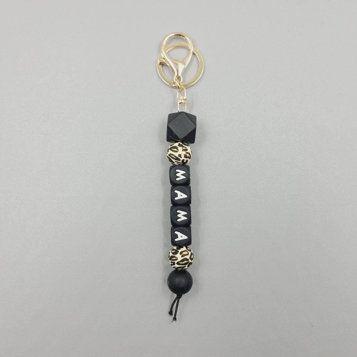 MAMA LETTER SILICONE BEAD KEYCHAIN_CWAJE1063