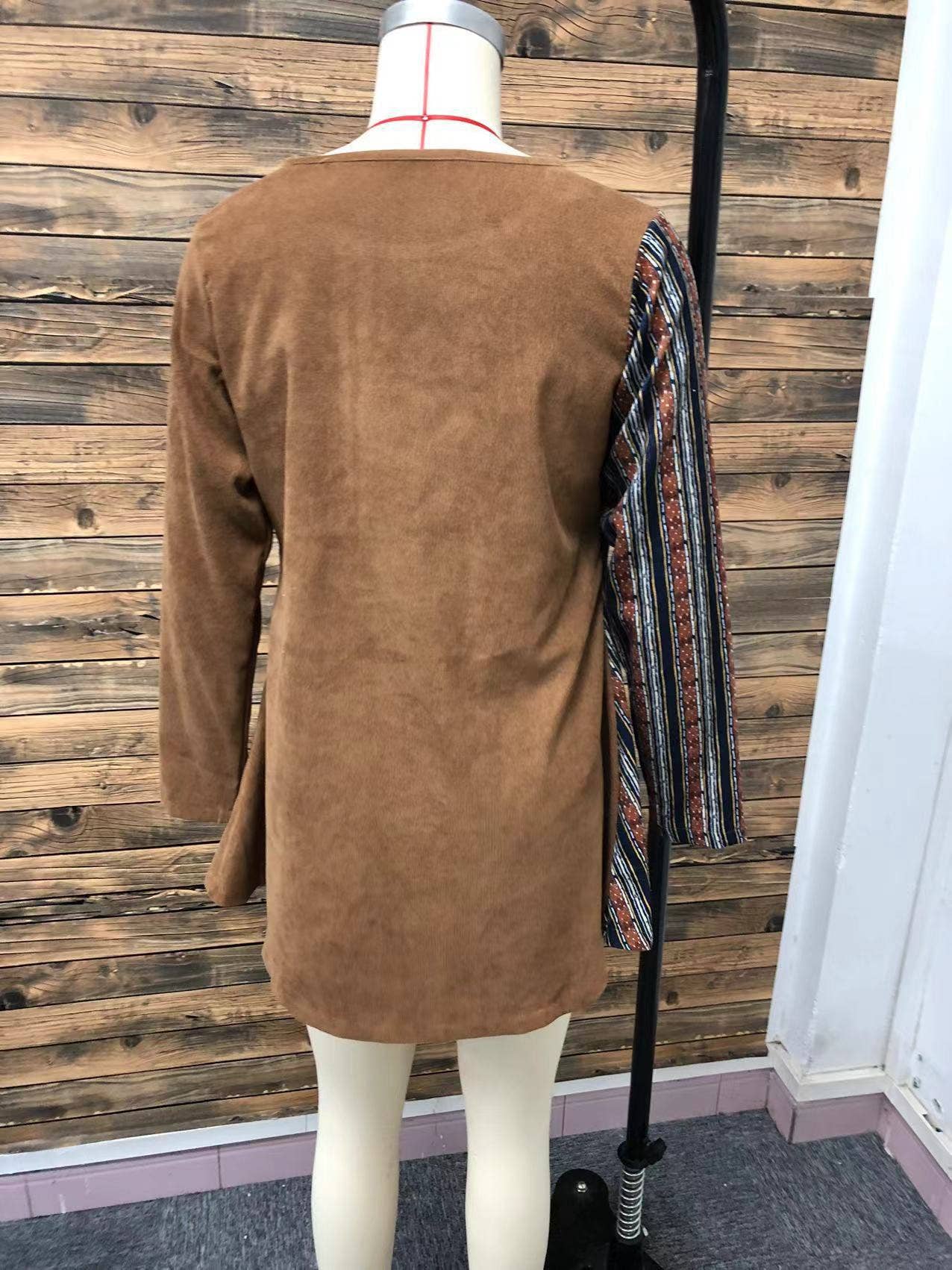 Vintage Crew-Neck Loose-Fitting Long Sleeves