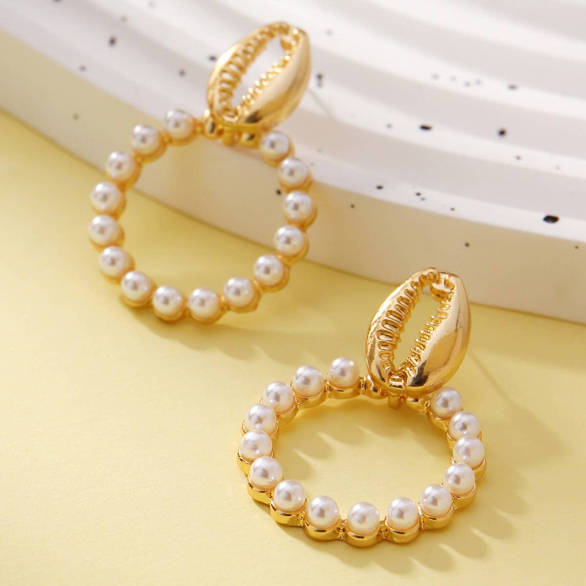 BEACH RESORT STYLE SHELL BEADED EARRINGS_CWAJE1554
