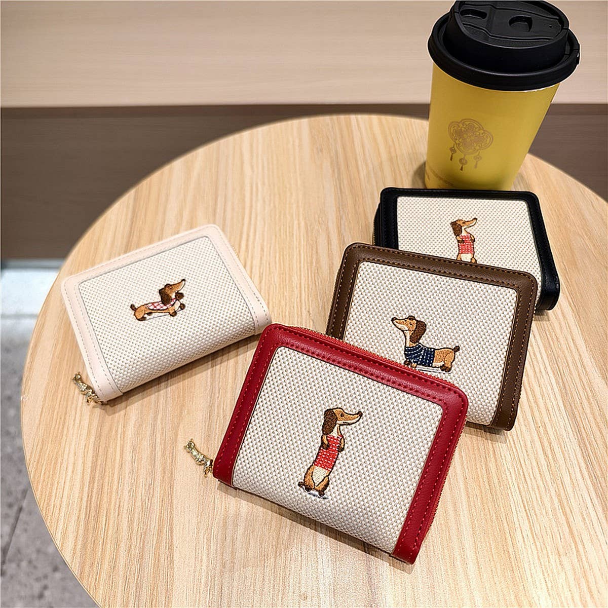 Cute Embroidered Dachshund Zip Bifold Wallet_Cwab06201