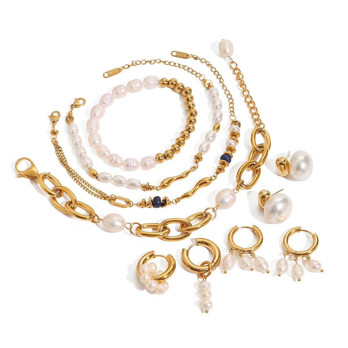 ELEGANT PEARL BRACELET AND STUD EARRINGS SET_CWAJE4621