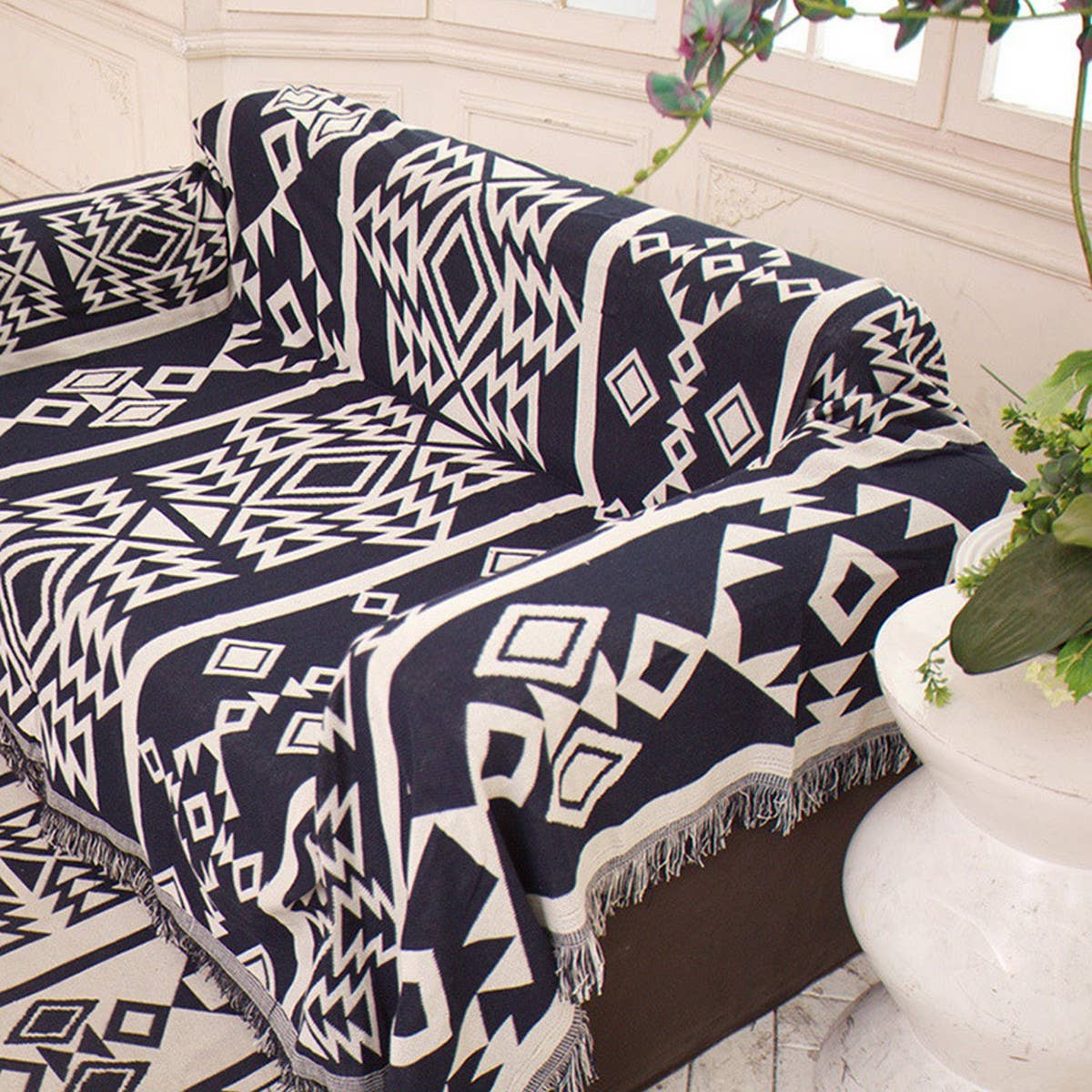 COTTON SOFA THROW BLANKET WITH GEOMETRIC PRINT_CWMM9645