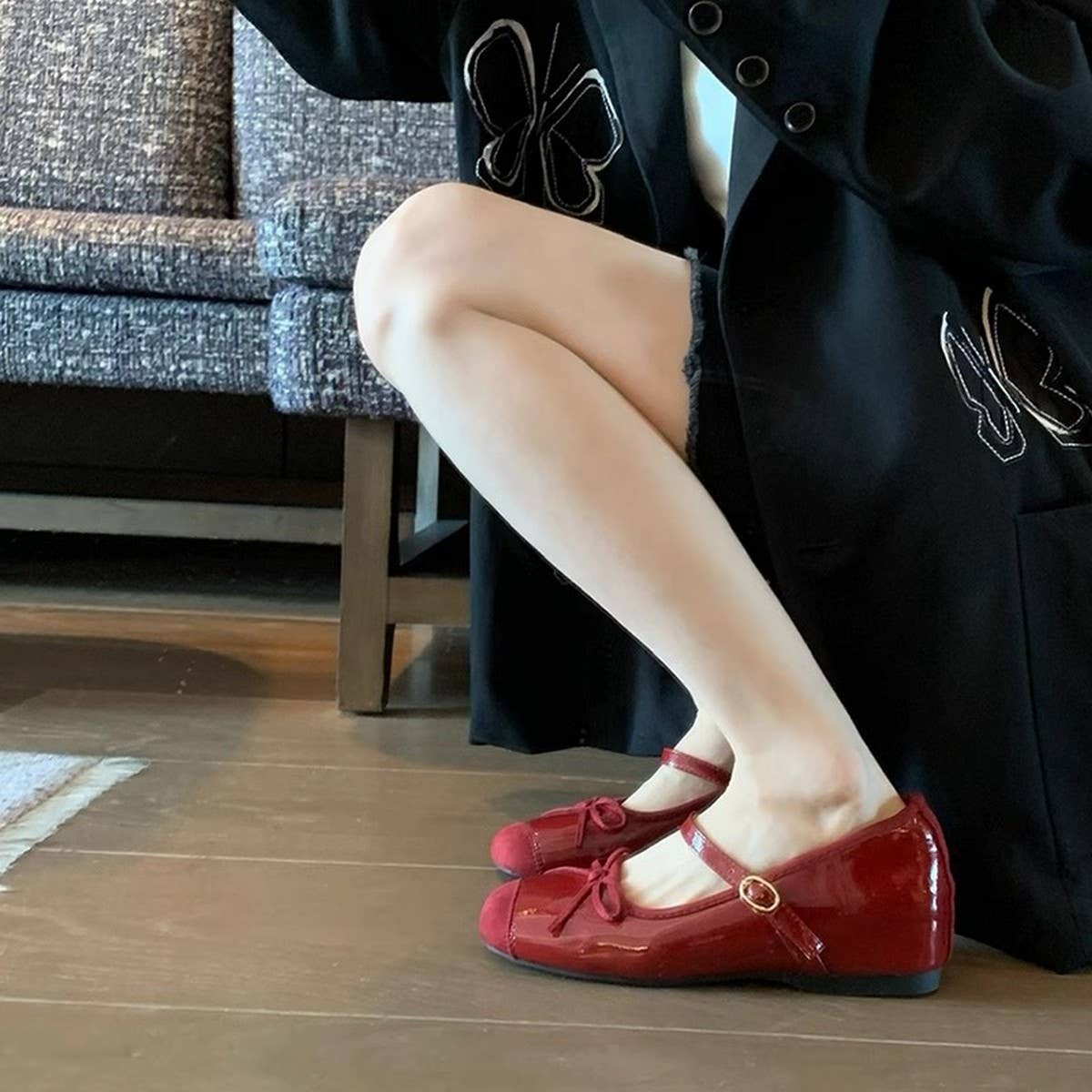 RED BOW MARY JANE SHOES WITH HIDDEN WEDGE_CWSHF0057