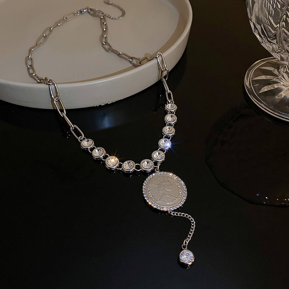 FRENCH LETTER STITCHING CHAIN NECKLACE_CWAJE2363