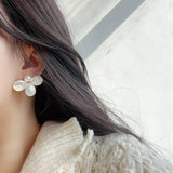 SIMPLE CLOVER URBAN COOL EARRINGS_CWAJE1709