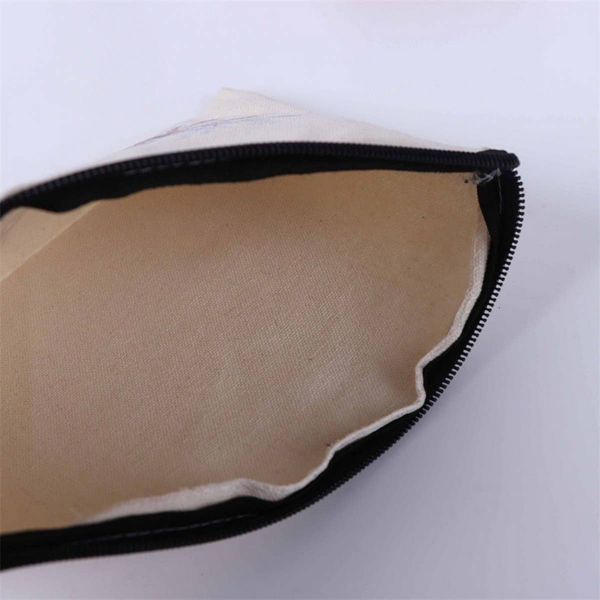 MONOGRAMMED LINEN COSMETIC BAG_CWAB1776