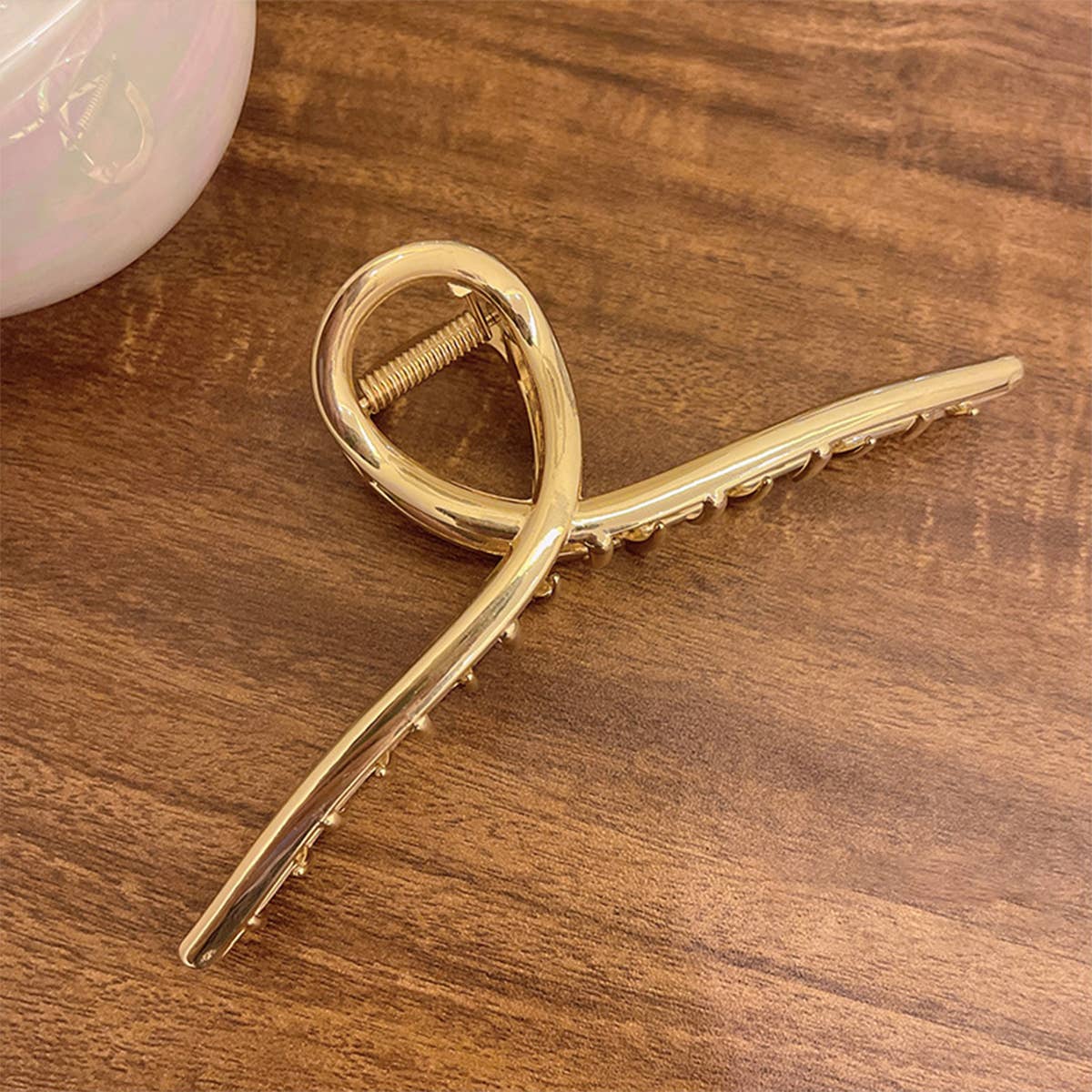 OVERSIZED METAL HAIR CLAW 13 5CM MINIMALIST CLIP_CWAHA2375