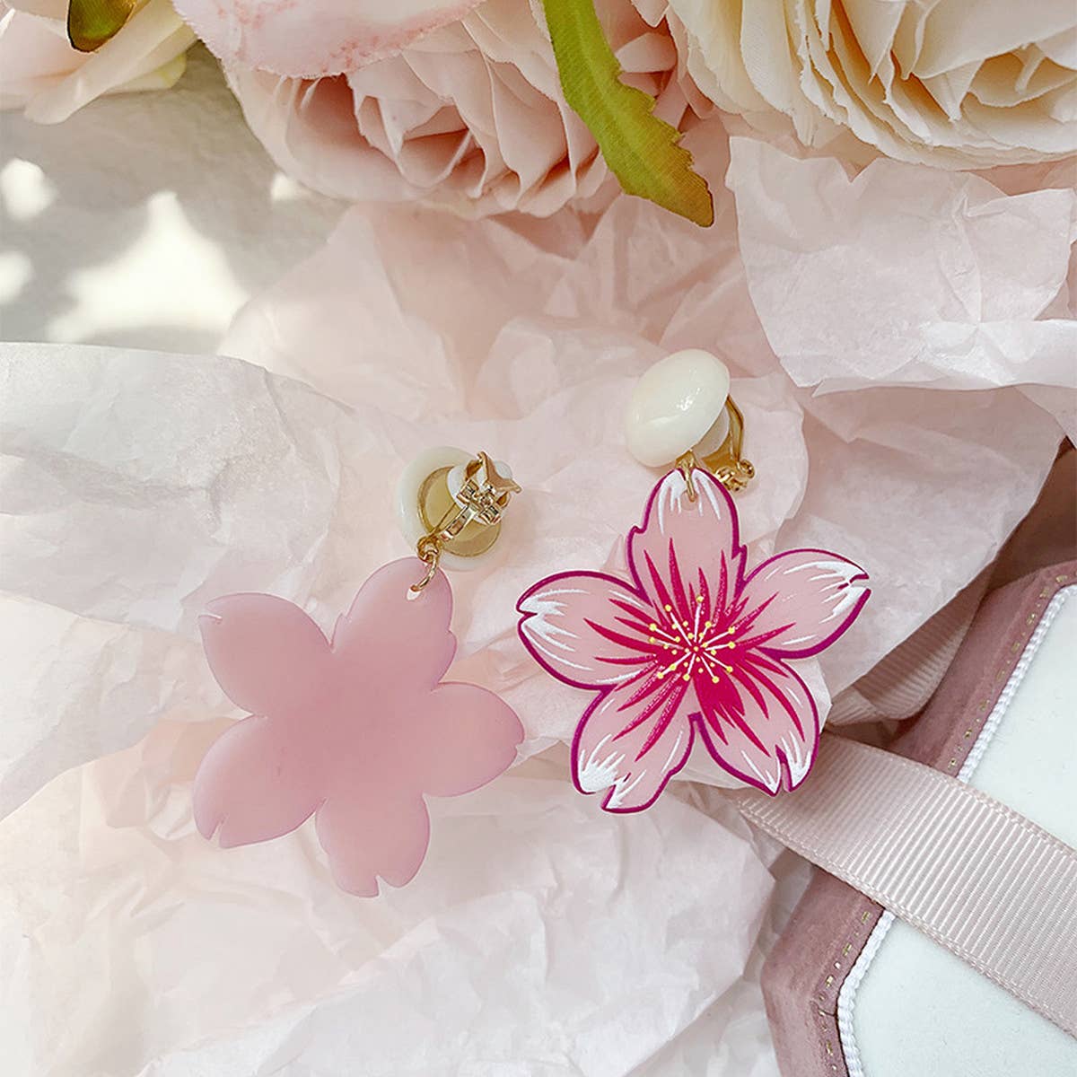 PEACH PINK FLOWER FRESH EARRINGS_CWAJE1624