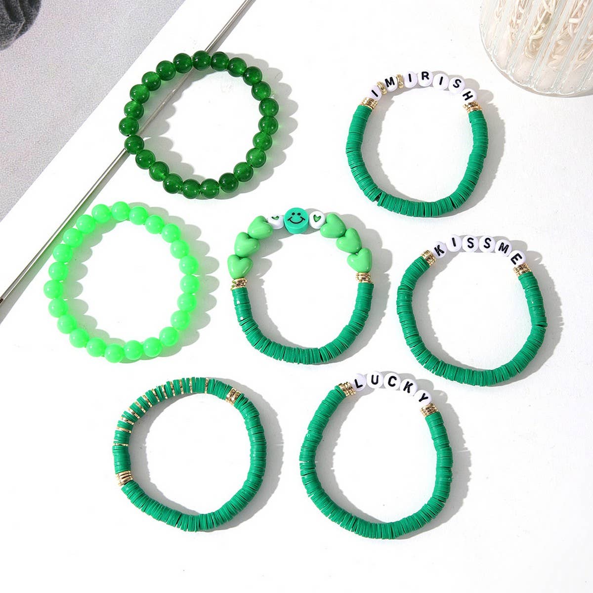 ST PATRICKS DAY GREEN SMILEY FACE BRACELET SET_CWMM3501