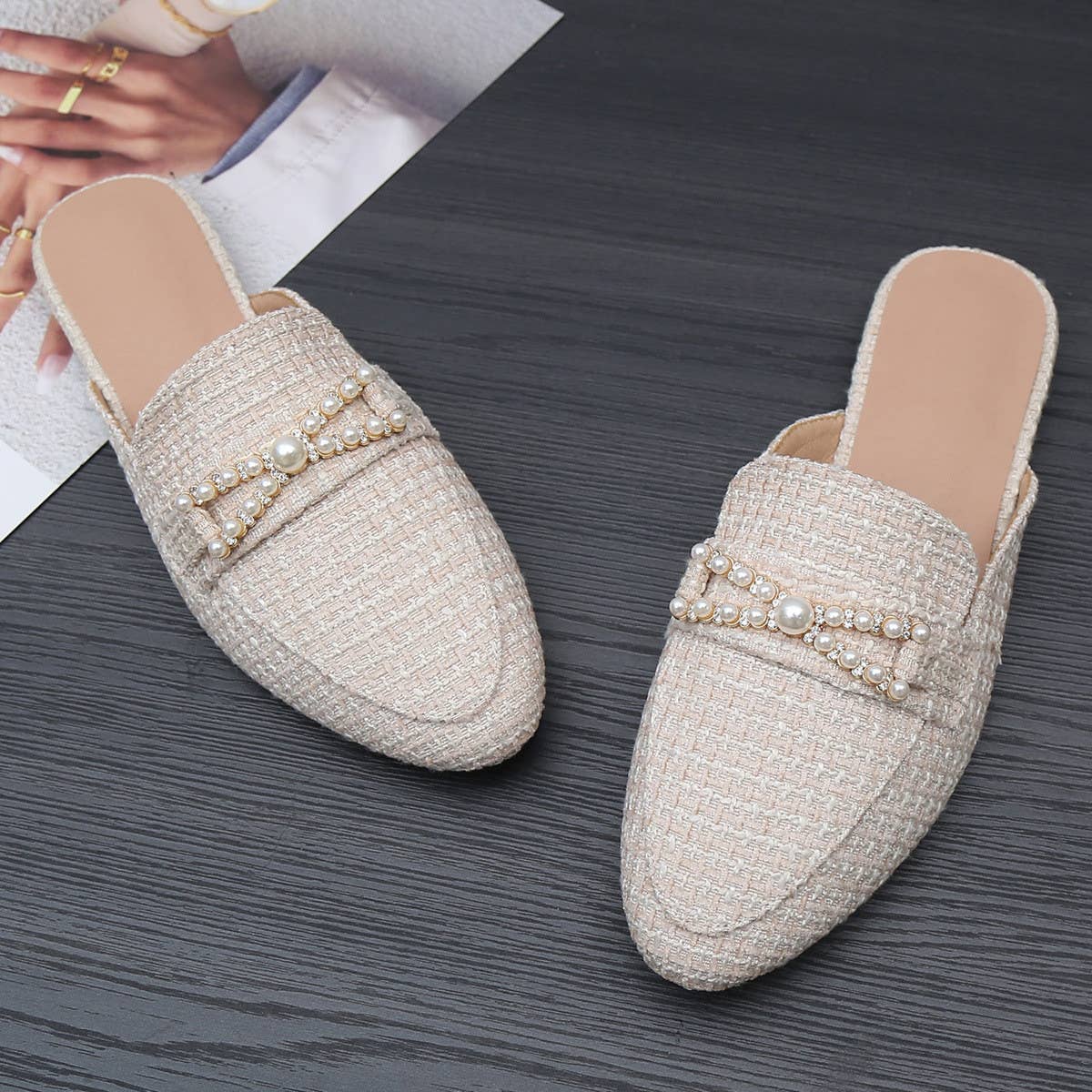 FASHION CASUAL PEARL FLAT BOTTOM MULES_CWSHF0039