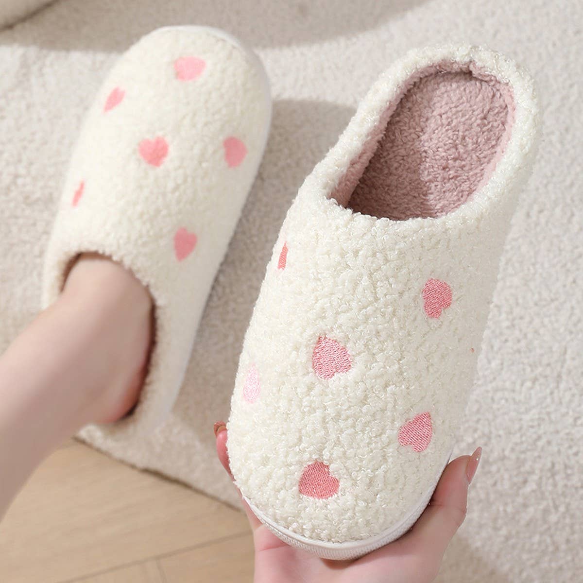CUTE CARTOON LITTLE HEART WINTER COTTON SLIPPERS_CWMM3071