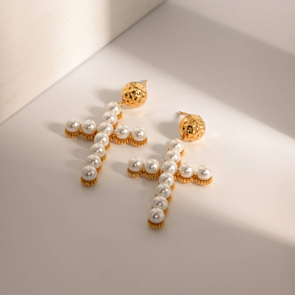 PEARL CROSS VERSATILE 18K GOLD EARRINGS_CWAHA0904