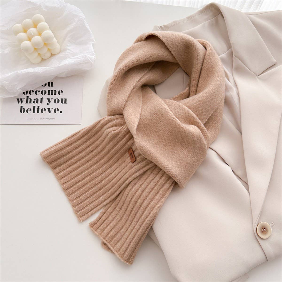 Warm Minimalist Wool Wrap Scarf For Fall Days_Cwasc2749
