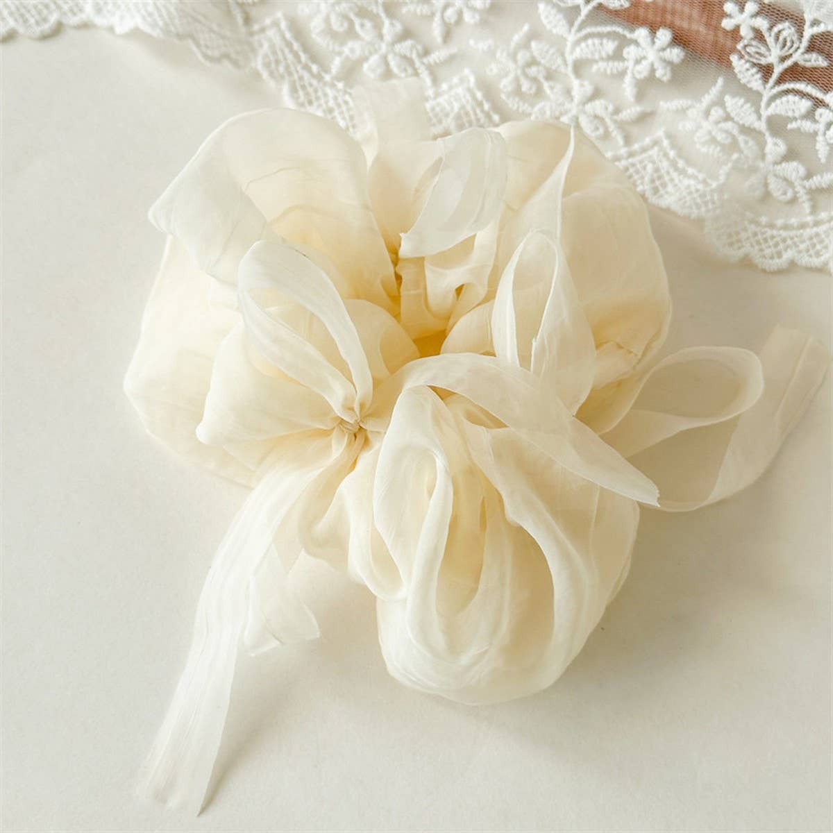 Oversized Chiffon Ribbon Scrunchie Hair Tie Women_Cwaha07537