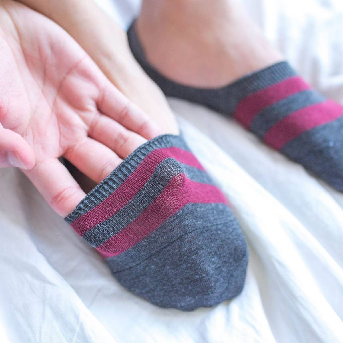 MENS SHALLOW COTTON BREATHABLE INVISIBLE SOCKS_CWMS1997