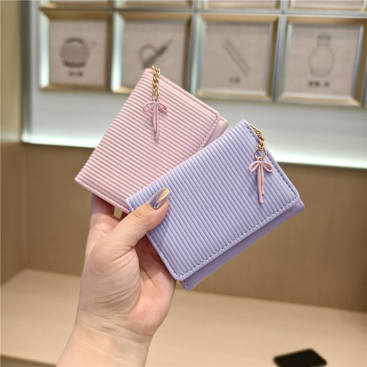 Cute Striped Trifold Wallet With Bow Charm_Cwab06210