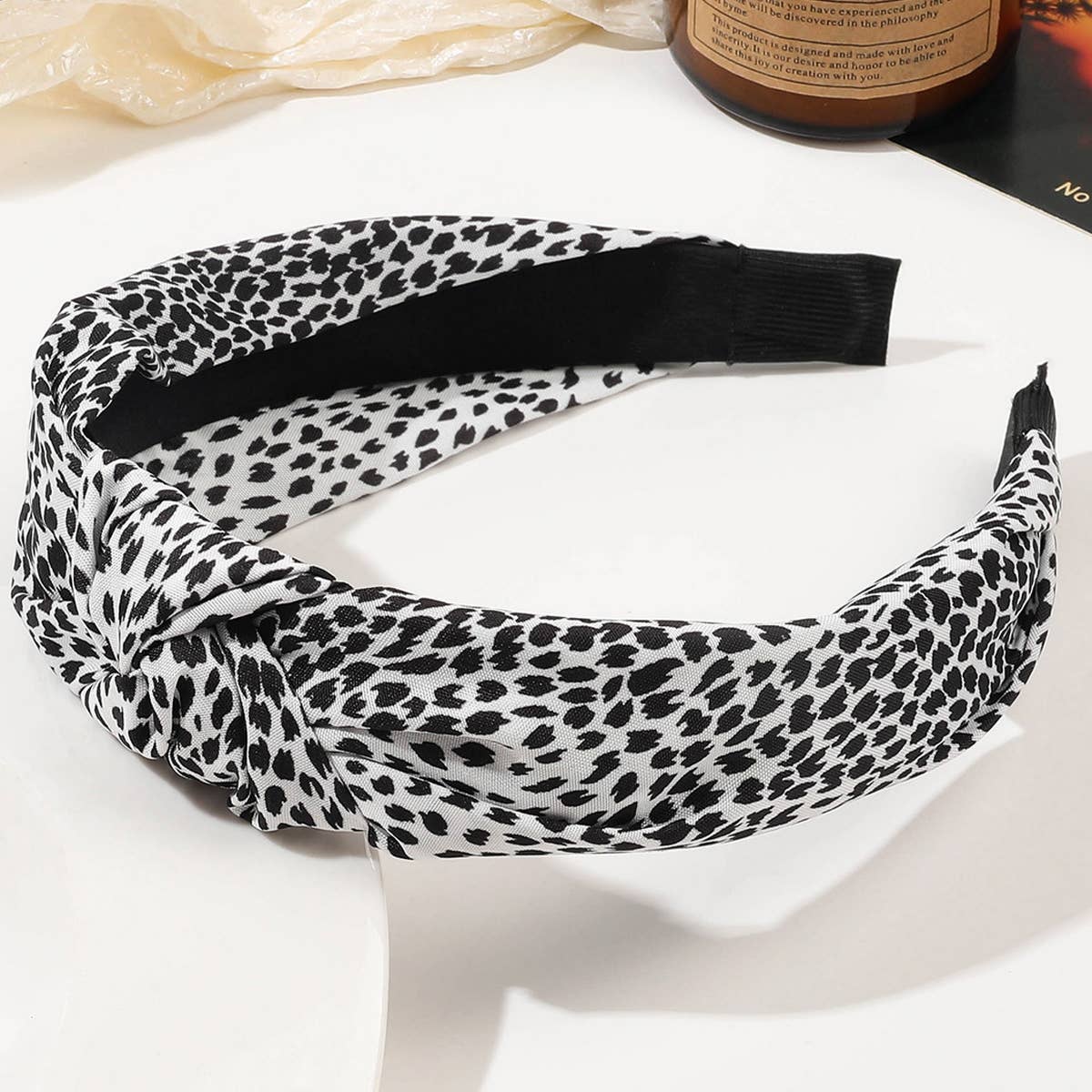 LEOPARD PRINT KNOTTED HEADBAND_CWAHA1644