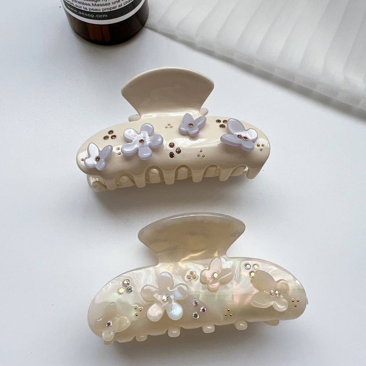 RHINESTONE FLOWER BUTTERFLY HAIR CLAW CHIC SPARKLE_CWAHA1348