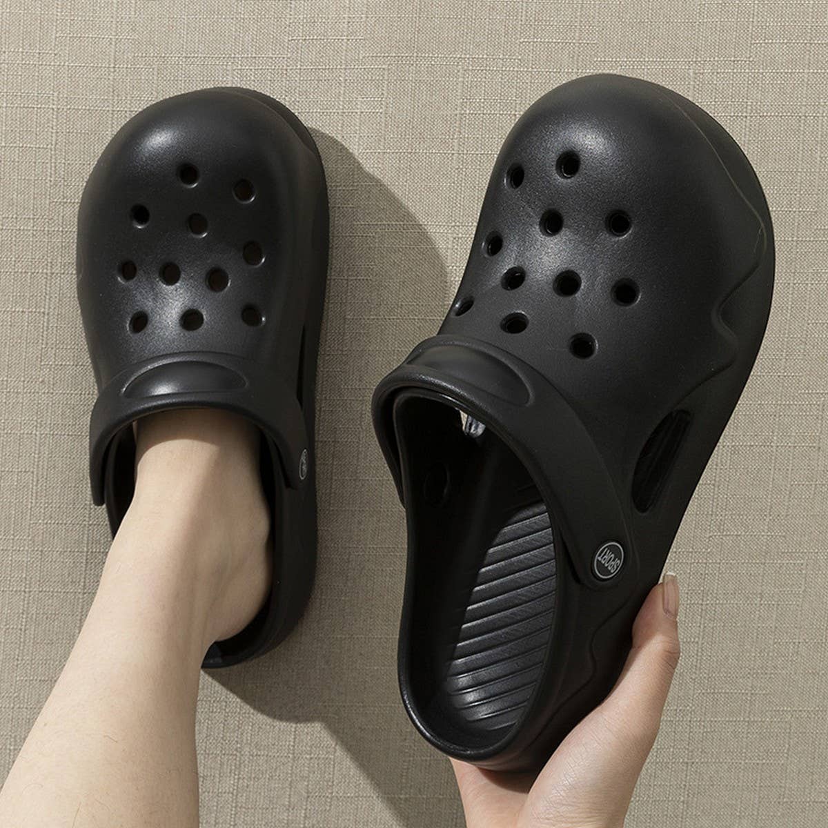 2024 NEW CASUAL OUTDOOR HOLE SANDALS_CWSHS0808