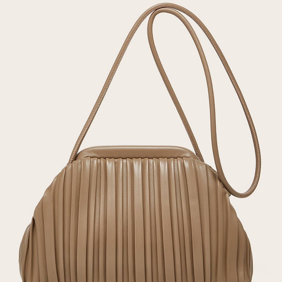 SIMPLE PLEATED SHOULDER CLOUD BAG_CWAB2646