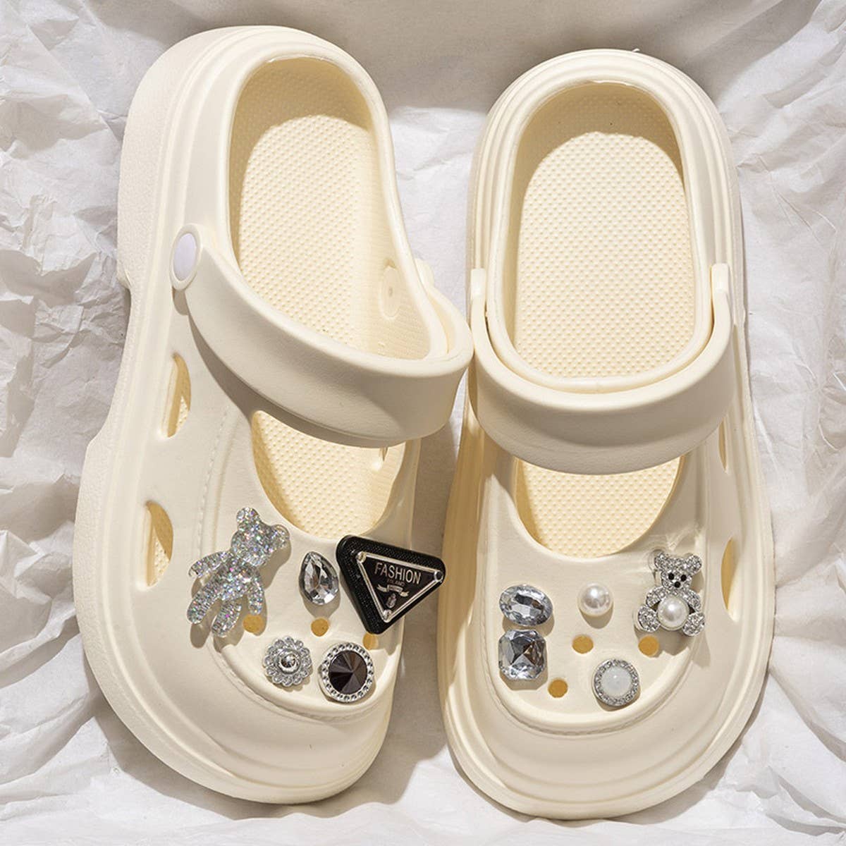 CUTE NON SLIP AND ODOR RESISTANT HOLE SANDALS_CWSHS0810