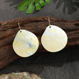 NATURAL YELLOW SHELL TEARDROP SHAPED EARRINGS_CWMM4261