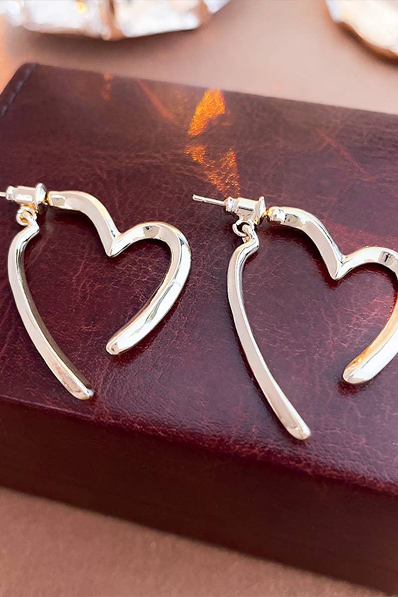 HEART HOOP FASHION EARRINGS_CWAJE0336