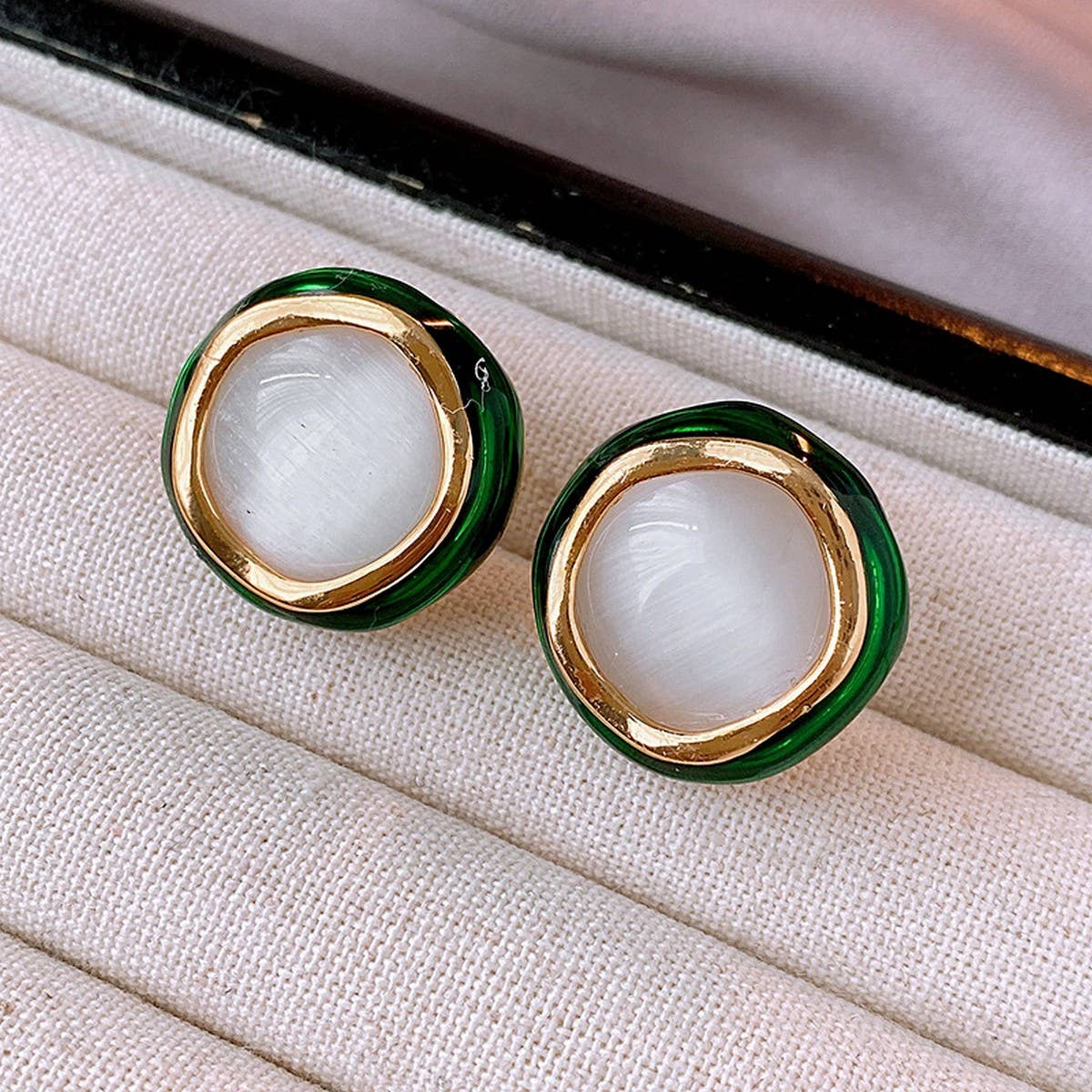 ROUND NICHE TEMPERAMENT EARRINGS_CWAJE2456