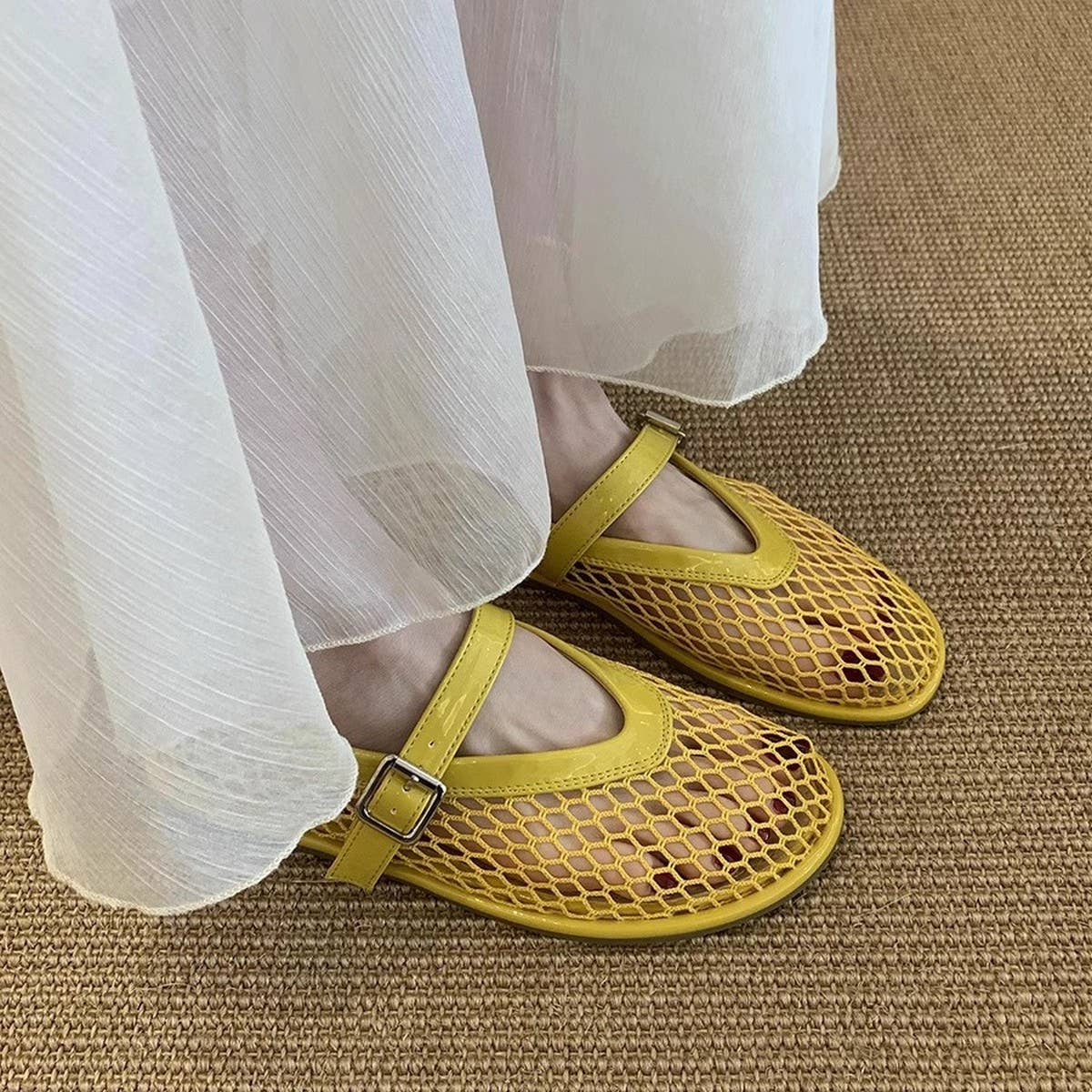 FLAT ROUND TOE MESH MARY JANE BALLET SANDALS_CWSHF0121