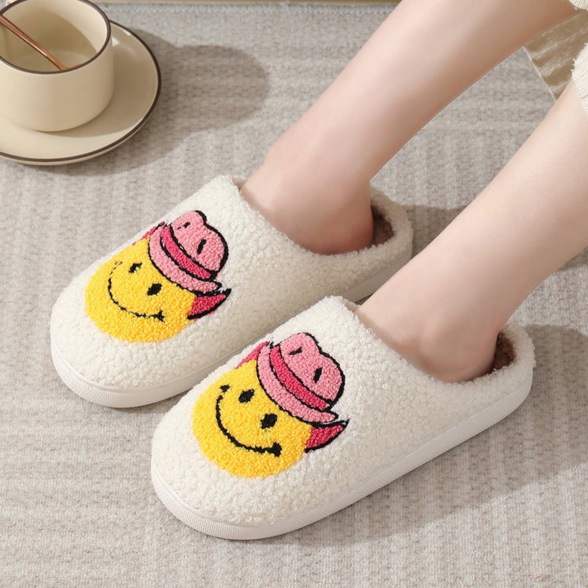 SOFT PLUSH COMFY WESTERN SMILING FACE SLIPPER_CWSHS0247