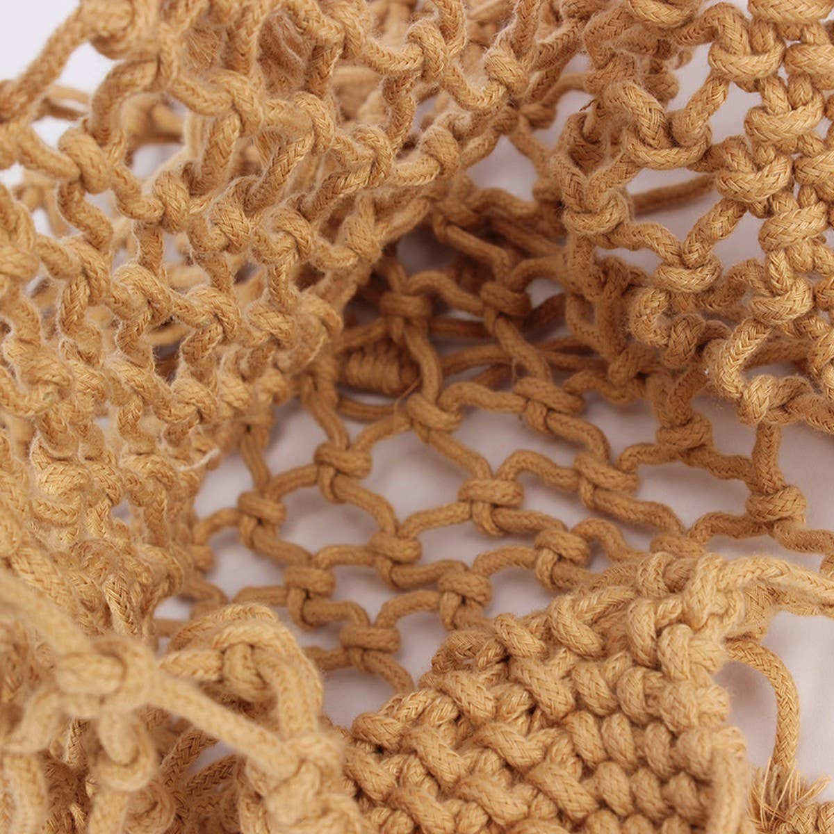 TASSEL WOVEN SHOULDER BAG WITH DRAWSTRING LINING_CWAB4674