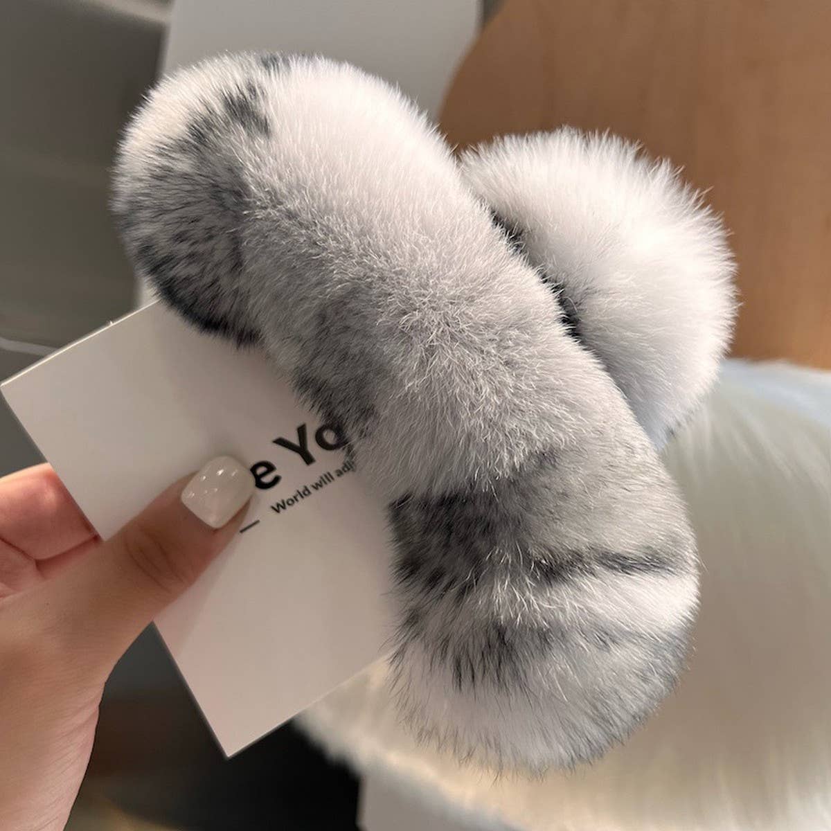 LARGE REAL REX RABBIT FUR HAIR CLAW CUTE COZY_CWAHA3302