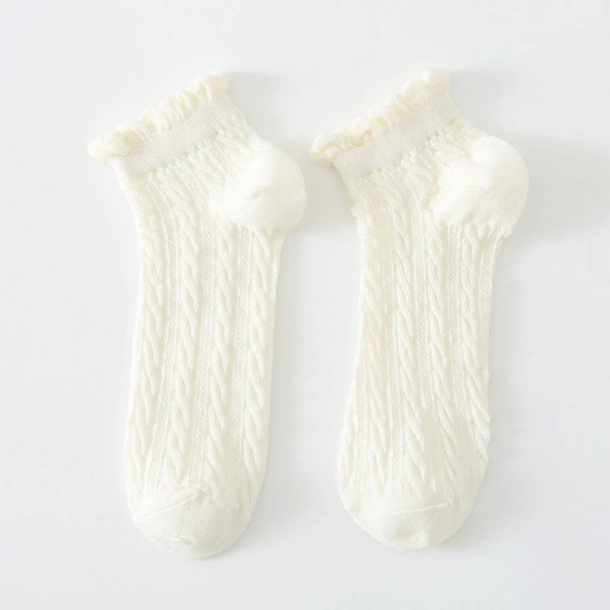 Twisted Fashion Cotton Lace Socks For Women_Cwms2006