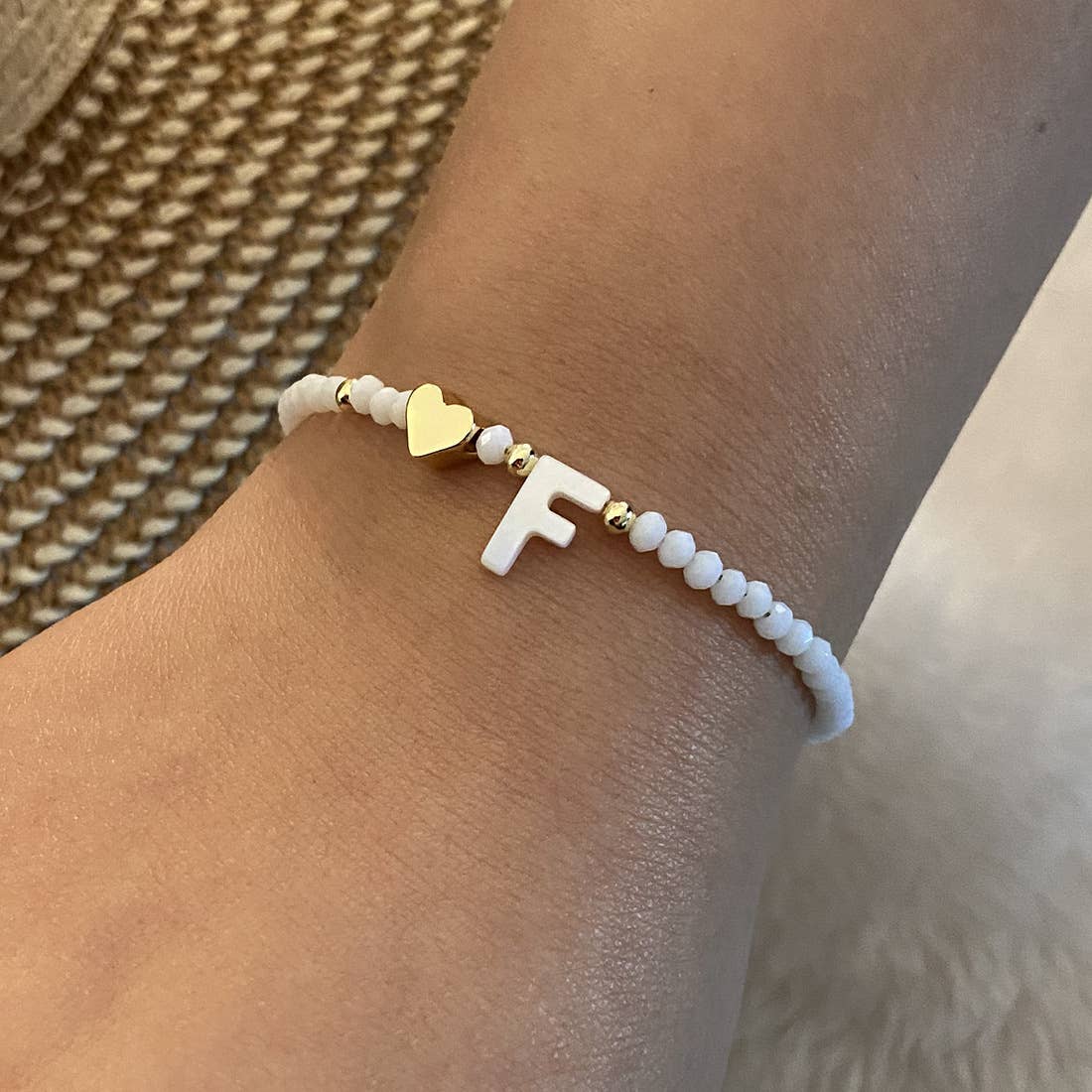 26-Letter Shell Beaded Bracelet_Cwaje4942