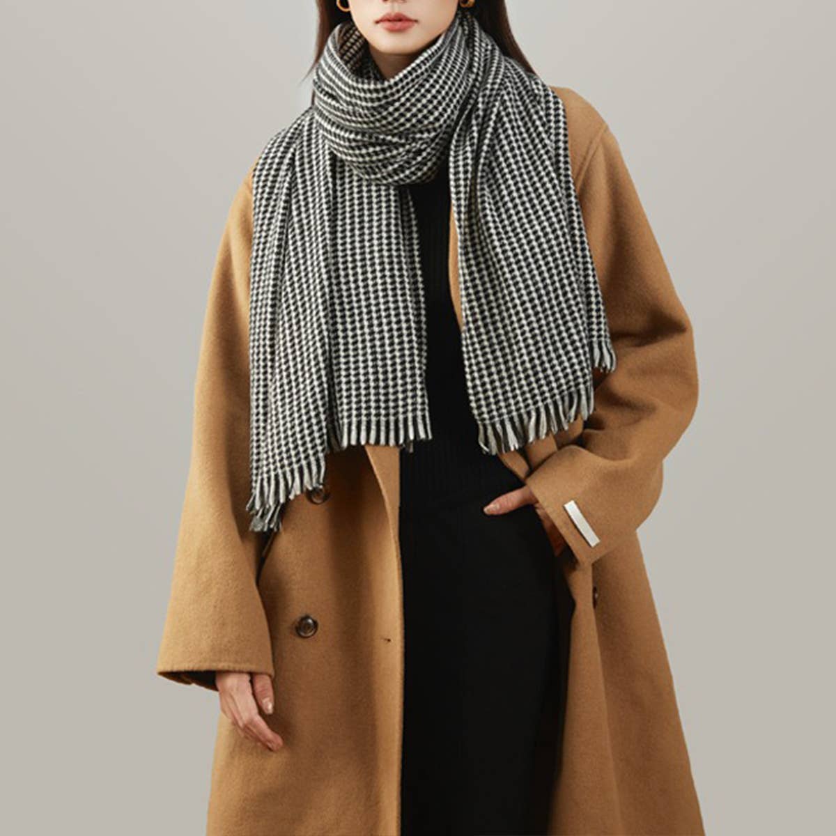 Fashionable Houndstooth Tassel Scarf_Cwasc1105