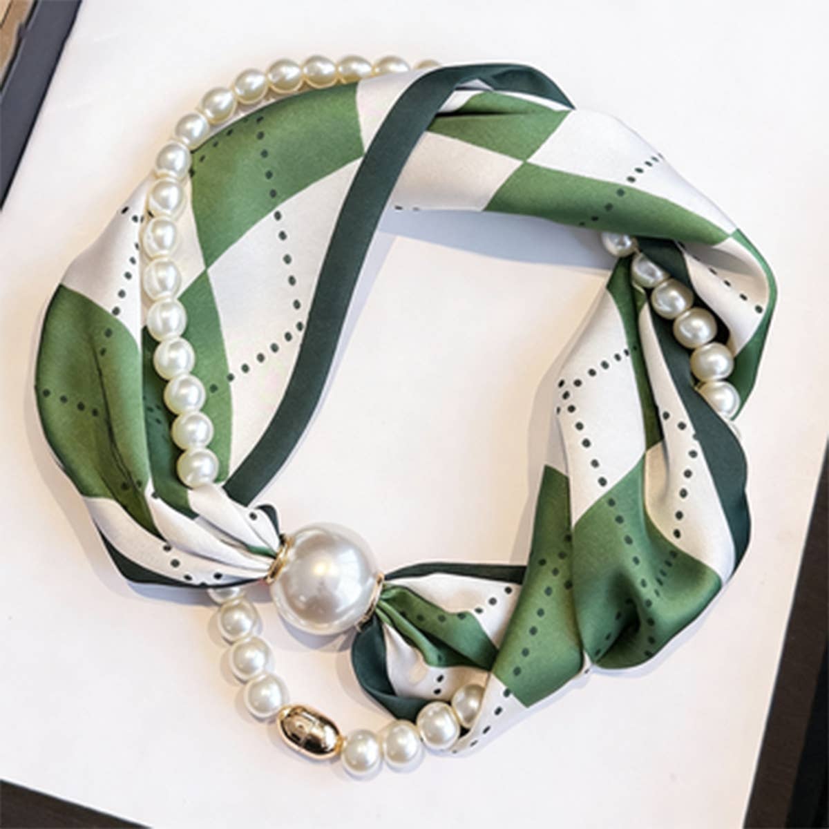Pearl Magnetic Skinny Silk Neck Scarf_Cwasc03934