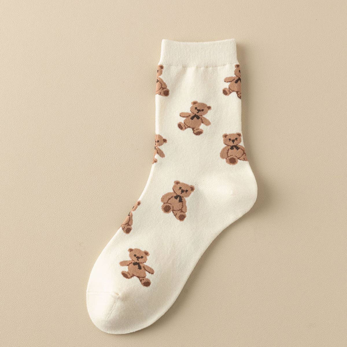 CUTE SIMPLE BROWN BEAR PATTERN CREW SOCKS_CWMS0950