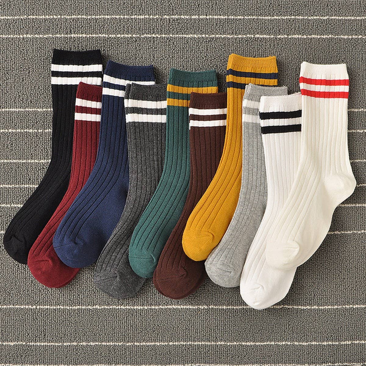 Wo-Striped Preppy Mid-Length Socks_Cwms0995