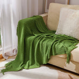 KNITTED SOFT BLANKET WITH TASSELS_CWMM0206