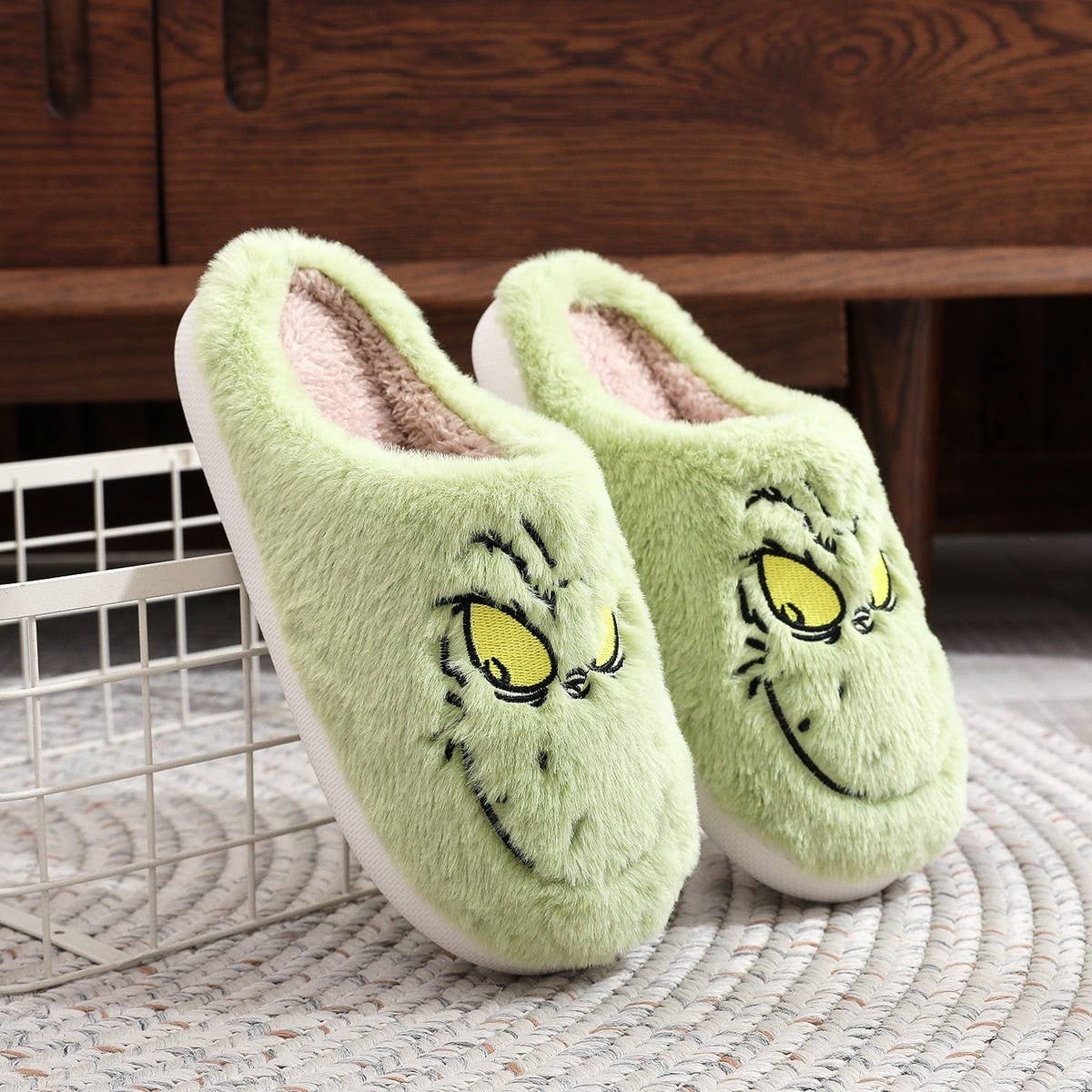CHRISTMAS GREEN MONSTER GRINCH COTTON SLIPPERS_CWMM3059