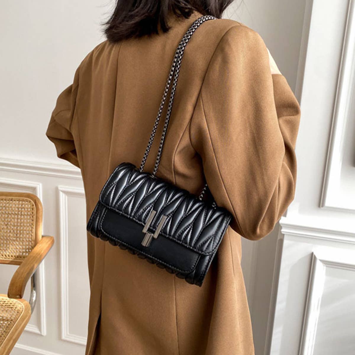 PLEATED CHAIN BAG ONE SHOULDER CROSSBODY BAG_CUAB0164