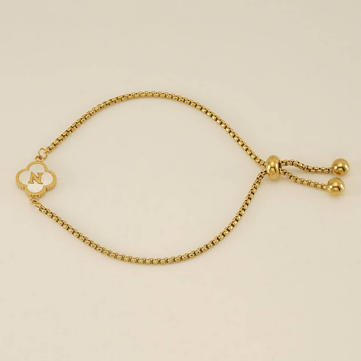 Cwaje1959_Adjustable Four Leaf Clover Letter Shell Bracelet