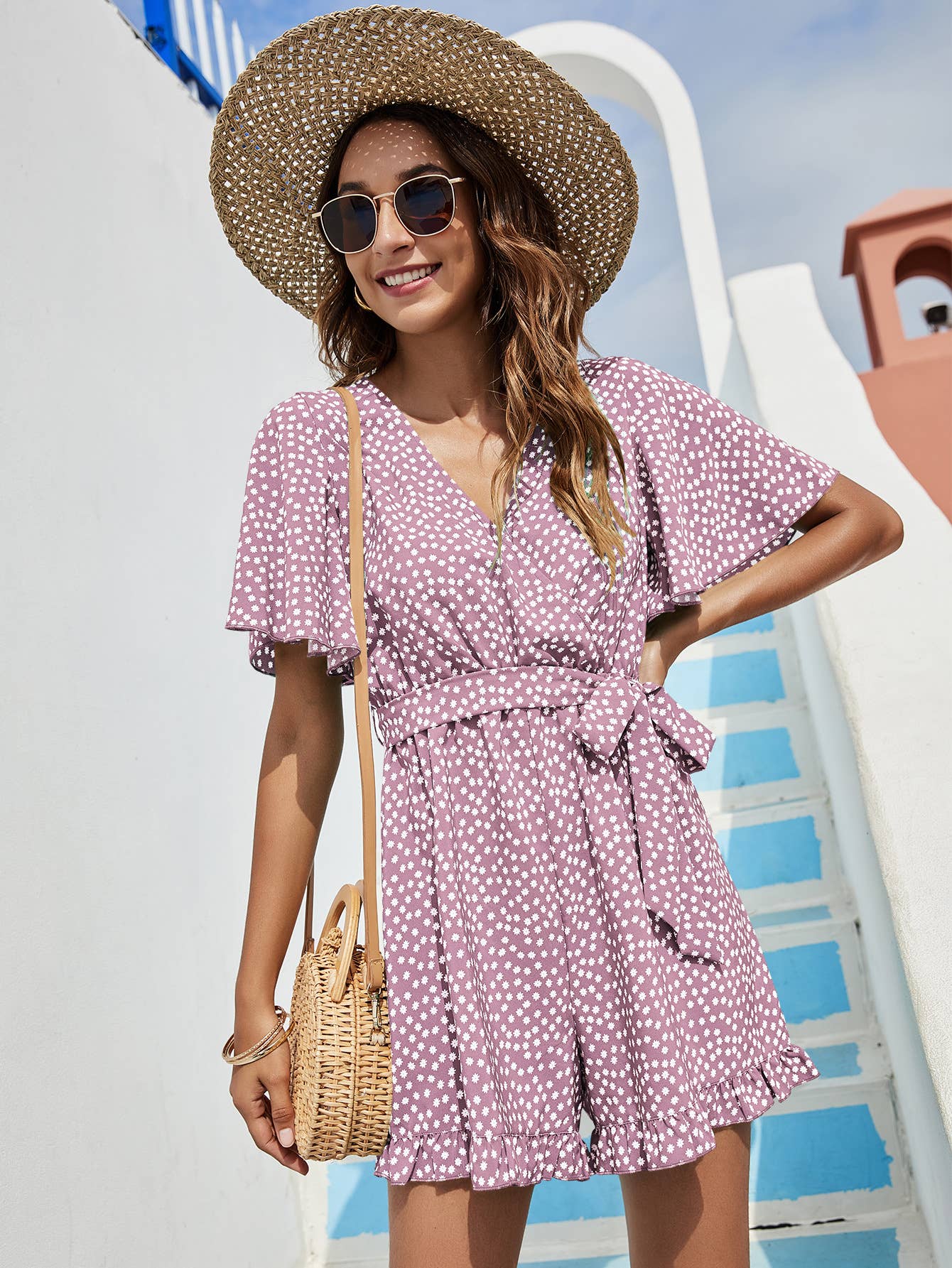 Temperament Deep V Lace-Up Waistline Romper