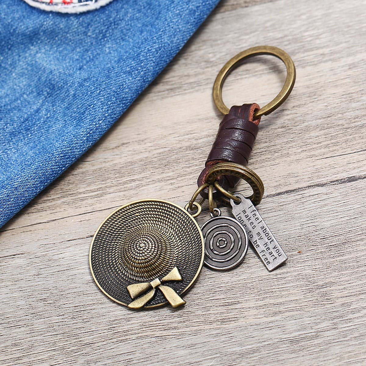 RETRO CREATIVE SMALL GIFT HAT COWHIDE KEYCHAIN_CWMM5033