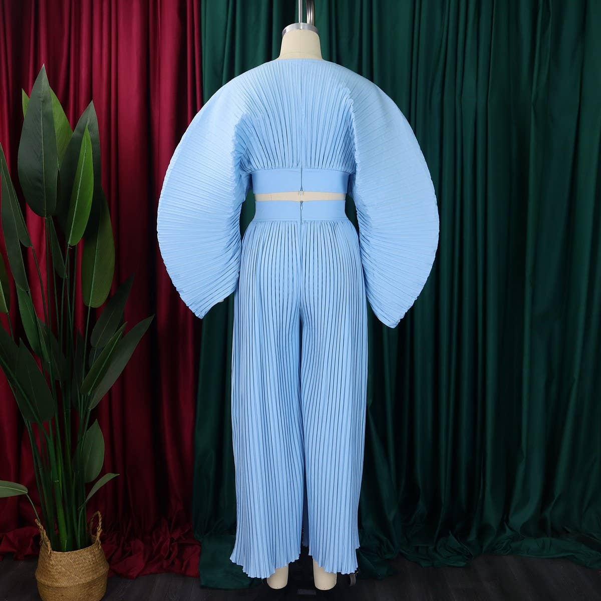 PLEATED V NECK TOP AND WIDELEG PANTS TWO PIECE SET_CWSTB1138