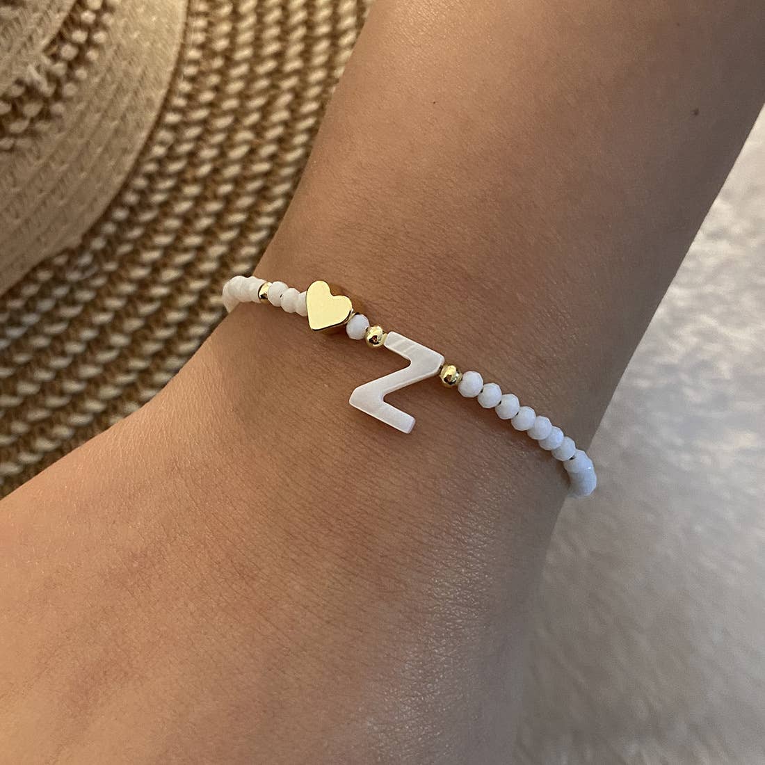 26-Letter Shell Beaded Bracelet_Cwaje4942
